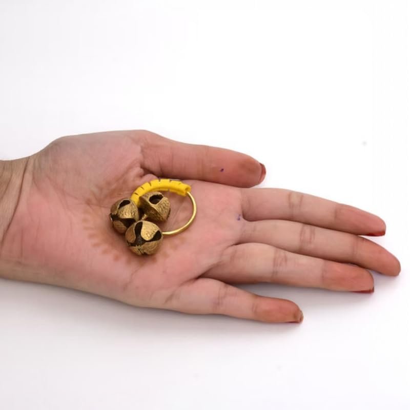 Pure Brass Ghungroos Yellow Rubber Kadi, Clapping Finger Ring for Bhajan, Unsiex Adult Gifting Small Bells Lord Godess Pooja Aarti & All Religious Celebration (Pair of 1) - Image 4